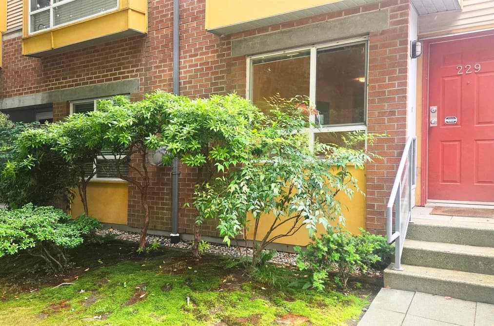 229 E 11TH AVENUE, Vancouver, BC — Residential for Sale - Main Photo