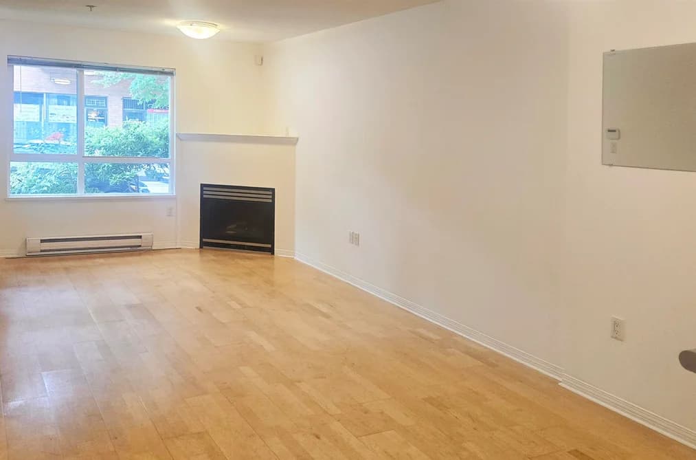 229 E 11TH AVENUE, Vancouver, BC — Residential for Sale - Photo 2