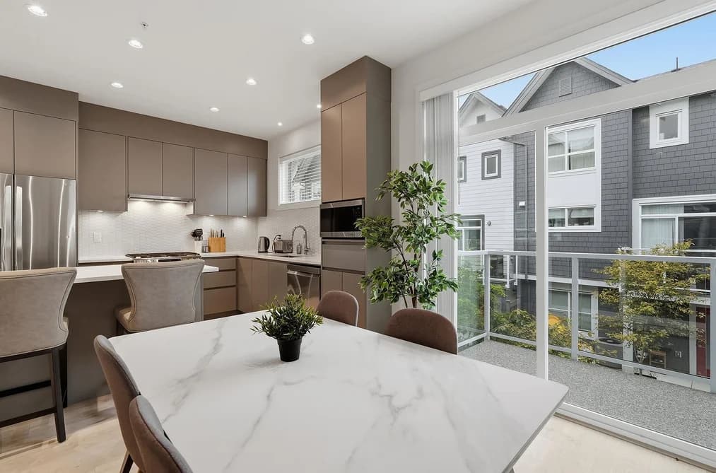 23 23785 DEWDNEY TRUNK ROAD, Maple Ridge, BC — Residential for Sale - Photo 2