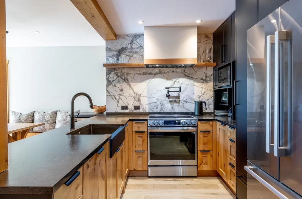 23 6127 EAGLE RIDGE CRESCENT, Whistler, BC — Residential for Sale - Main Photo