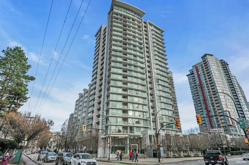 2301 161 W GEORGIA STREET, Vancouver, BC — Residential for Sale - Main Photo