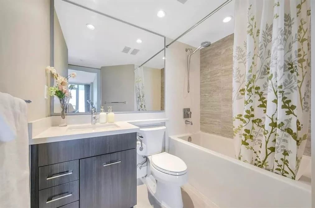 2301 4189 HALIFAX STREET, Burnaby, BC — Residential for Sale - Photo 2