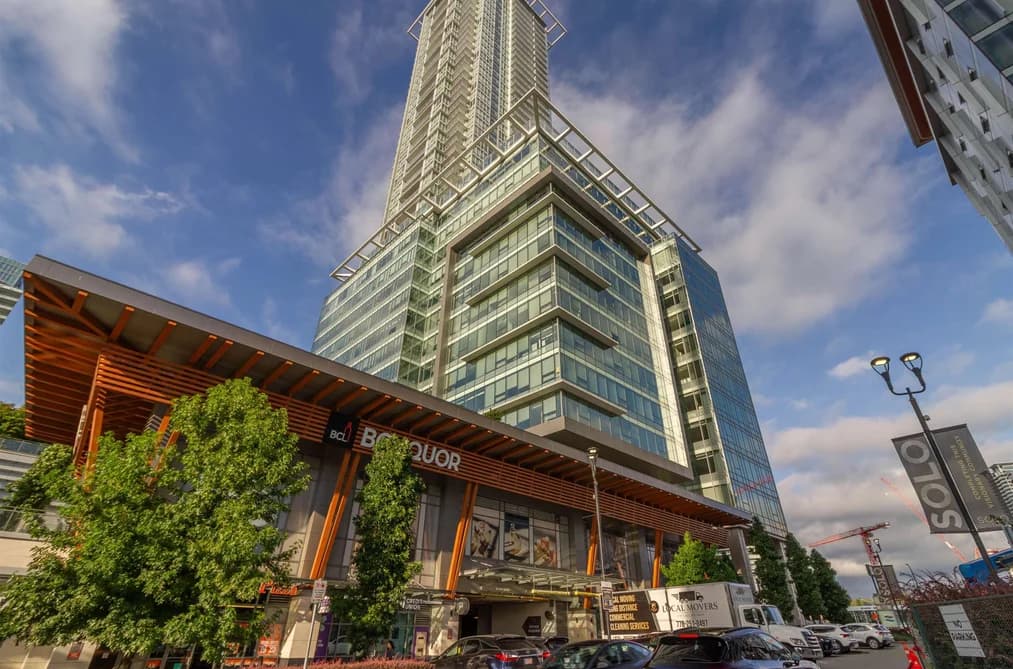 2301 4485 SKYLINE DRIVE, Burnaby, BC — Residential for Sale - Main Photo