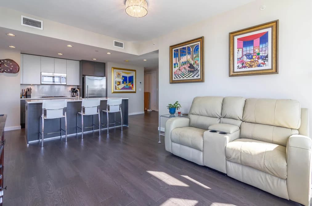 2301 4485 SKYLINE DRIVE, Burnaby, BC — Residential for Sale - Photo 2