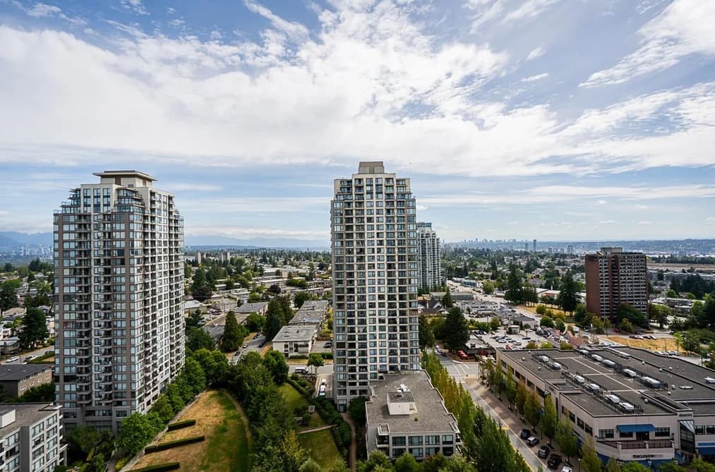 7088 SALISBURY AVENUE, Burnaby, BC — Residential for Sale - Photo 2