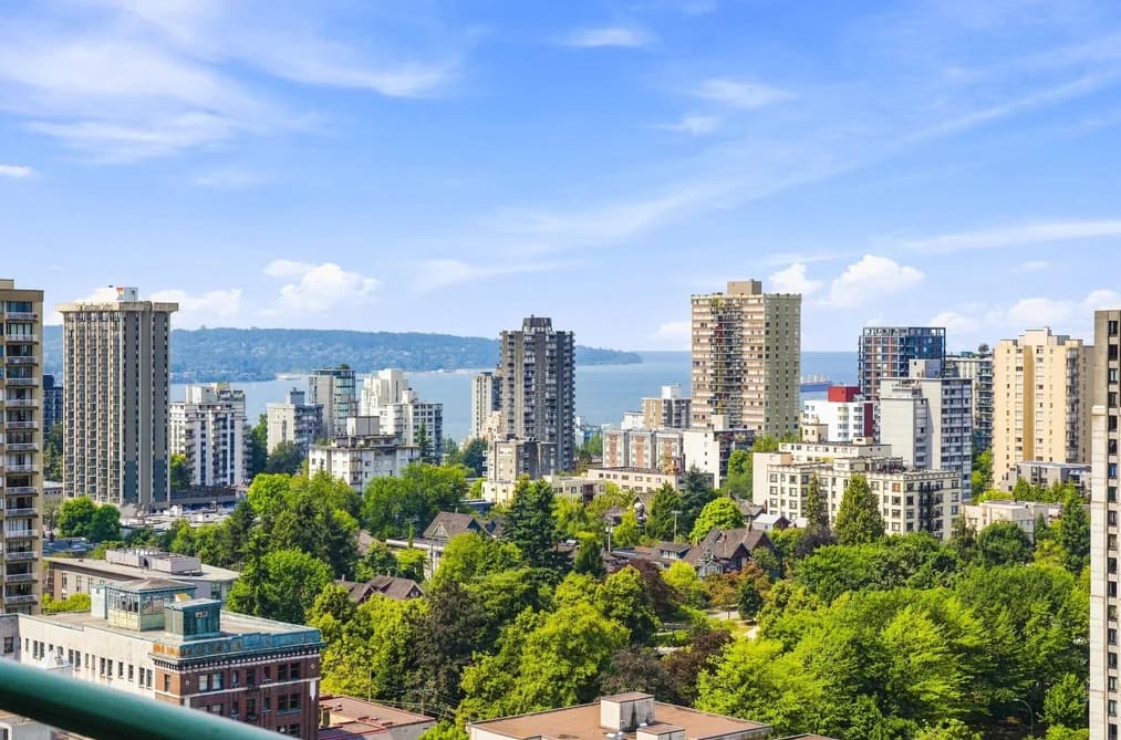 2301 909 BURRARD STREET, Vancouver, BC — Residential for Sale - Main Photo