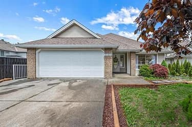 House for sale at 23015 124b Avenue Maple Ridge British Columbia - MLS: R3136698