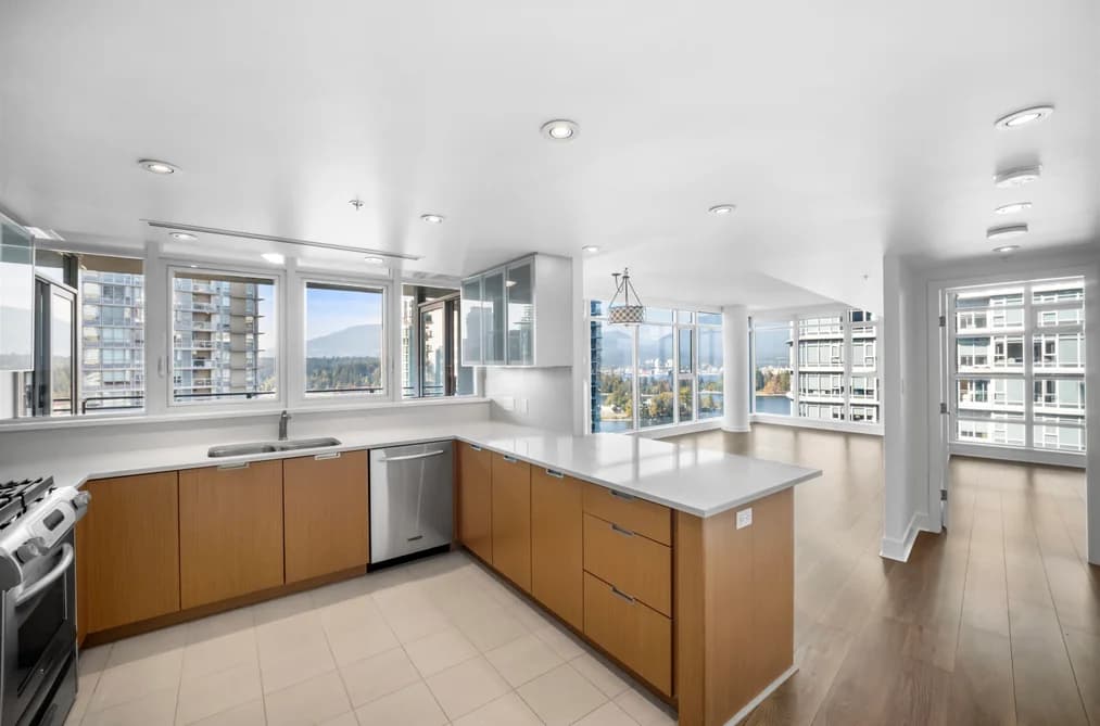 2302 1205 W HASTINGS STREET, Vancouver, BC — Residential for Sale - Main Photo