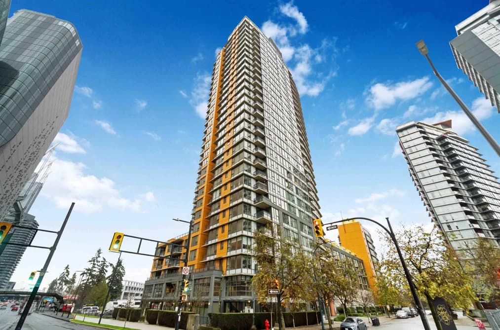 2303 33 SMITHE STREET, Vancouver, BC — Residential for Sale - Main Photo