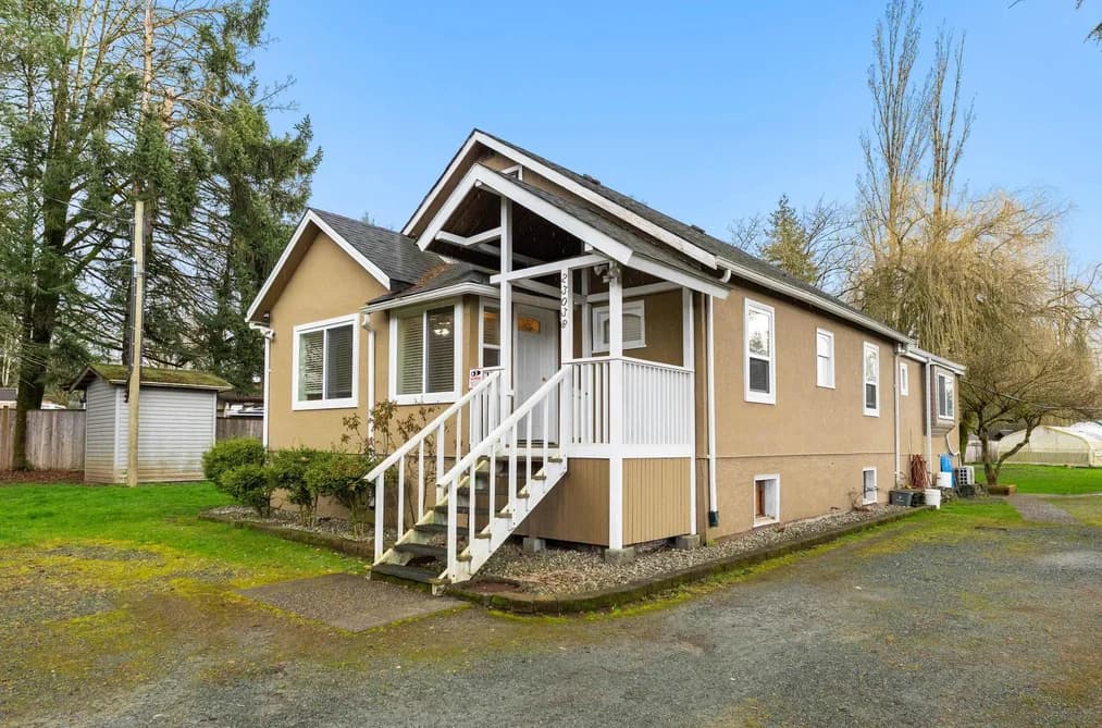 23038 FRASER HIGHWAY, Langley, BC — Residential for Sale - Photo 2