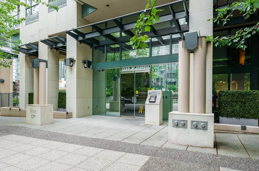 2304 1239 W GEORGIA STREET, Vancouver, BC — Residential for Sale - Photo 2