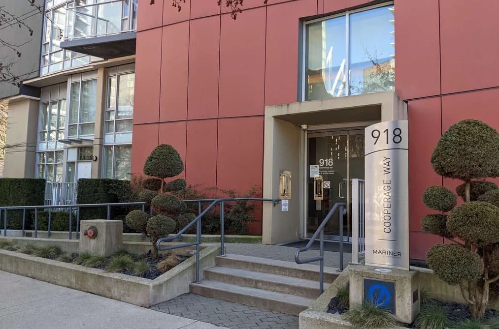 2305 918 COOPERAGE WAY, Vancouver, BC — Residential for Sale - Photo 2