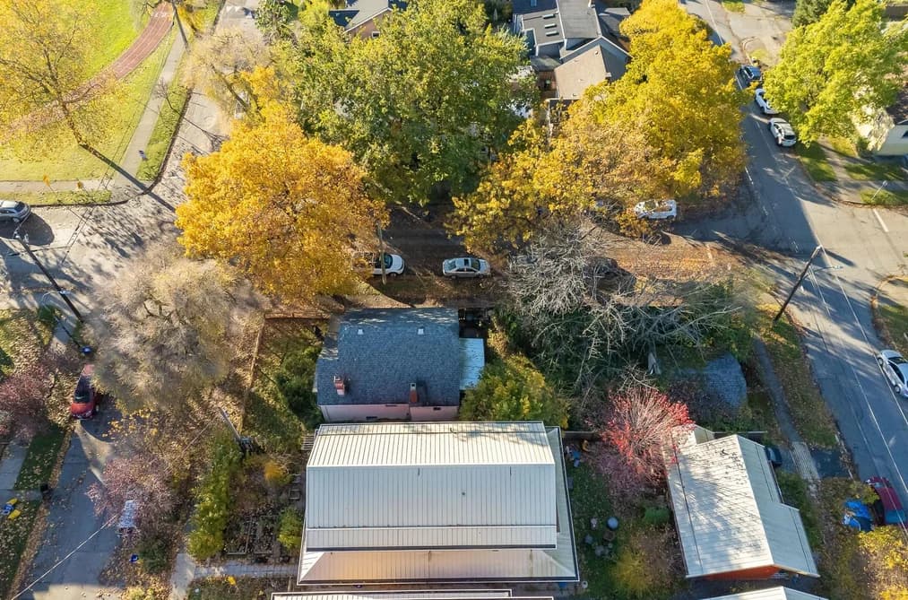2305 TURNER STREET, Vancouver, BC — Residential for Sale - Photo 2