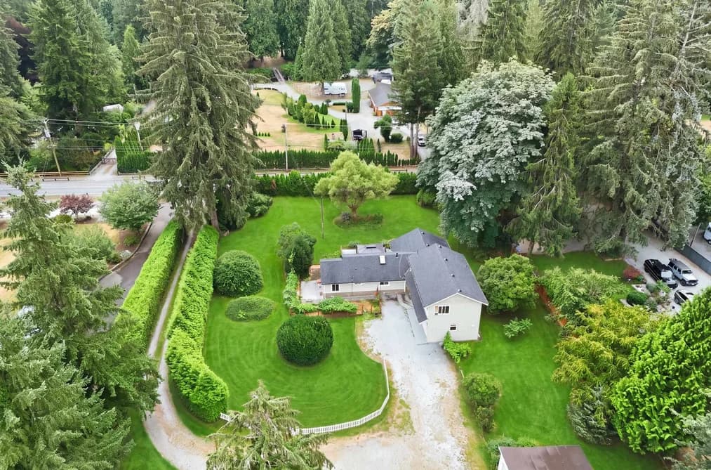 23055 132 AVENUE, Maple Ridge, BC — Residential for Sale - Main Photo