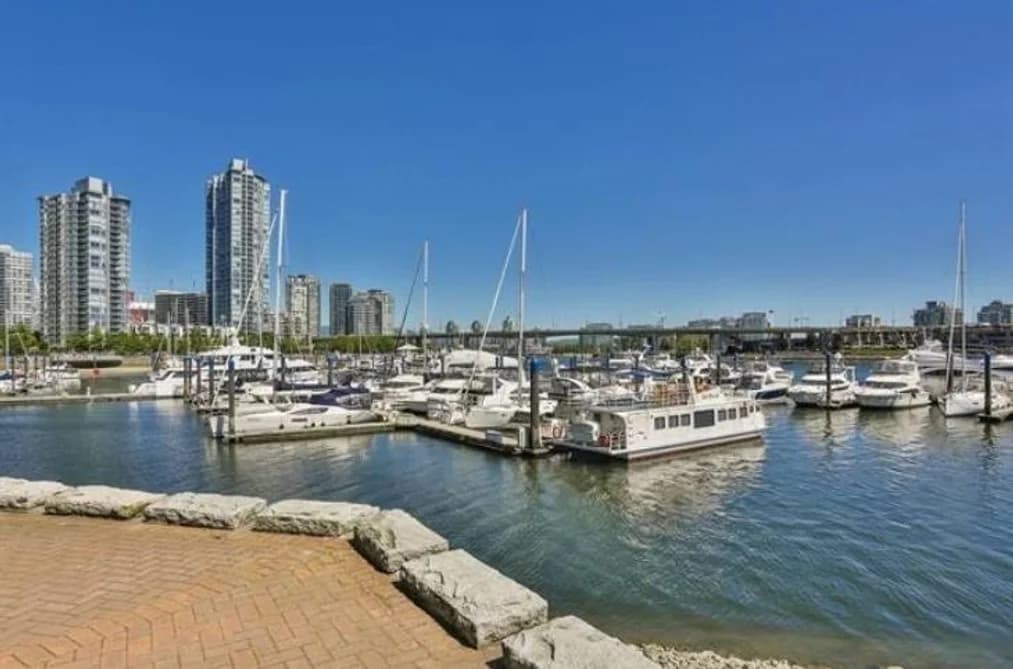 2306 1033 MARINASIDE CRESCENT, Vancouver, BC — Residential for Sale - Main Photo