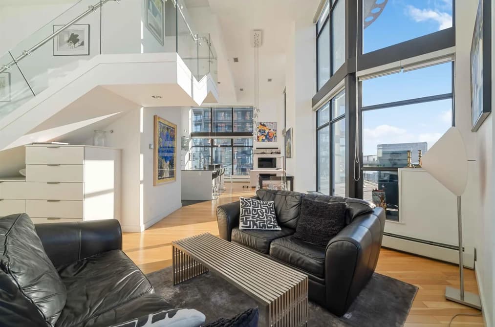 2306 128 W CORDOVA STREET, Vancouver, BC — Residential for Sale - Photo 2