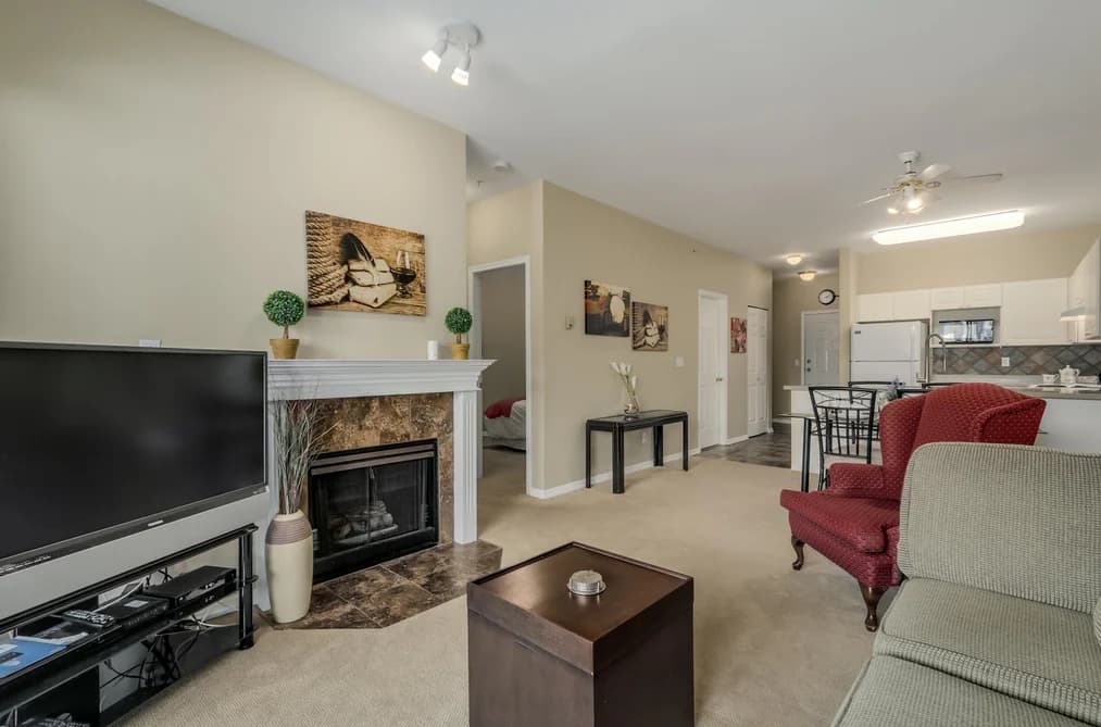 231 2109 ROWLAND STREET, Port Coquitlam BC V3C 6J4 - Photo 1