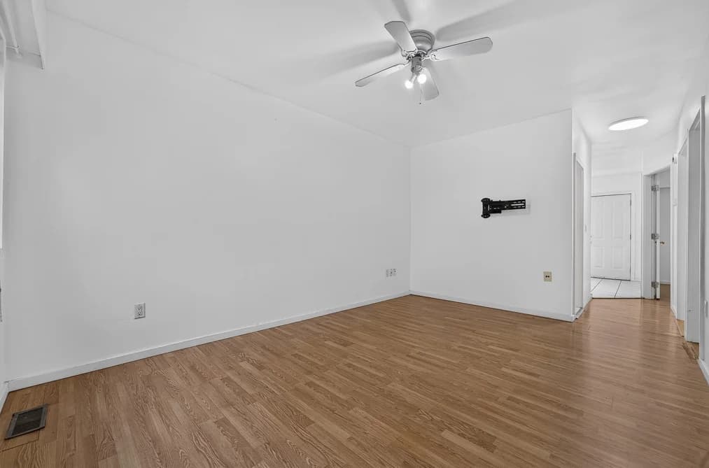 2316 NANAIMO STREET, Vancouver, BC — Residential for Sale - Photo 2
