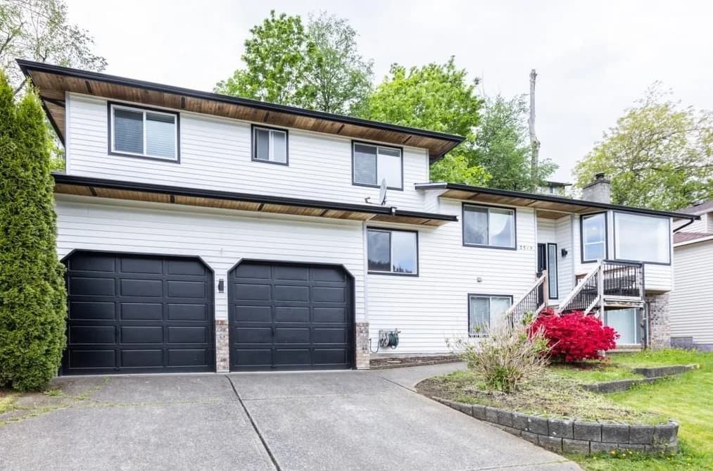 2319 WOODSTOCK DRIVE, Abbotsford, BC — Residential for Sale - Main Photo