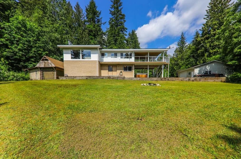 23215 141 AVENUE, Maple Ridge, BC — Residential for Sale - Main Photo