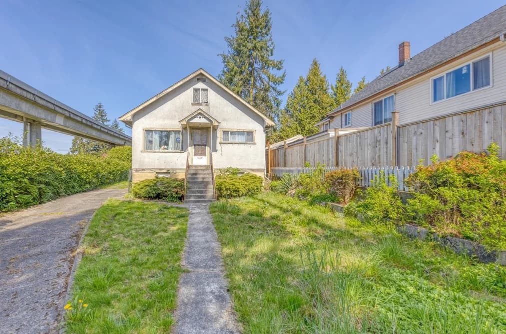 2323 DUBLIN STREET, New Westminster, BC — Residential for Sale - Photo 2