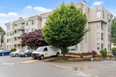 Condo for sale at 233 32830 George Ferguson Way Abbotsford British Columbia - MLS: R3128252