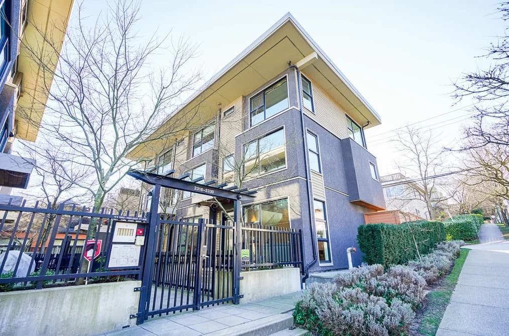2330 WINDSOR STREET, Vancouver, BC — Residential for Sale - Photo 2