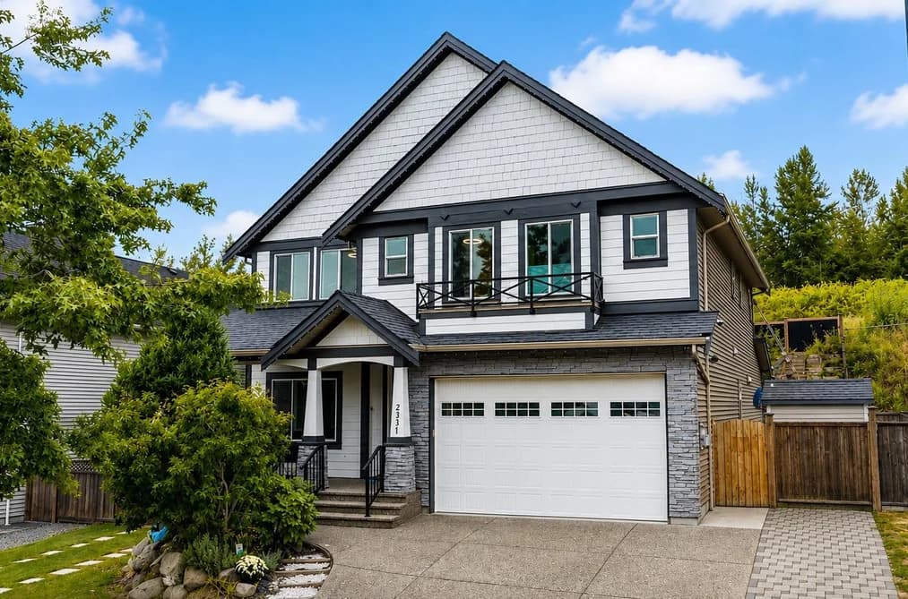 2331 CHARDONNAY LANE, Abbotsford, BC — Residential for Sale - Photo 2