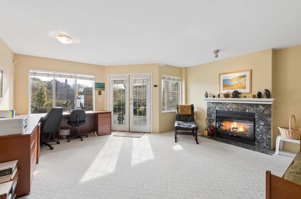 2333 BELLEVUE AVENUE, West Vancouver, BC — Residential for Sale - Photo 2