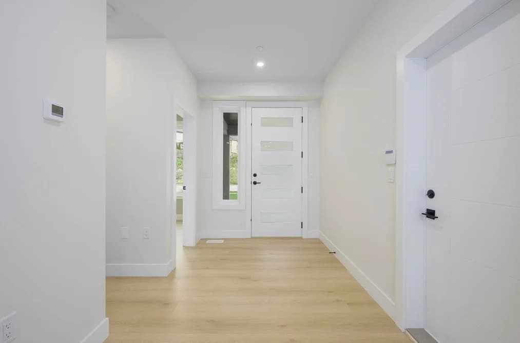 23349 CROSS ROAD, Maple Ridge, BC — Residential for Sale - Photo 2