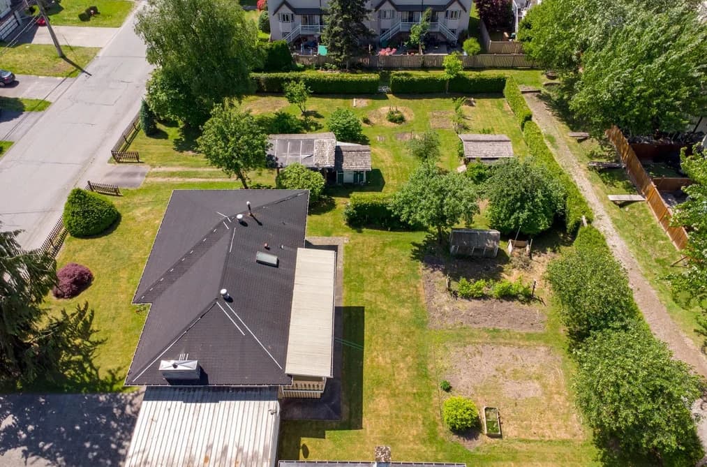 2337 LOBB AVENUE, Port Coquitlam, BC — Residential for Sale - Main Photo