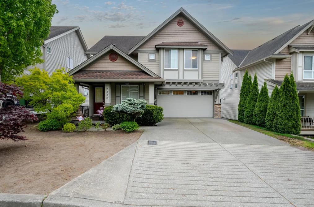 2338 CHARDONNAY LANE, Abbotsford, BC — Residential for Sale - Main Photo