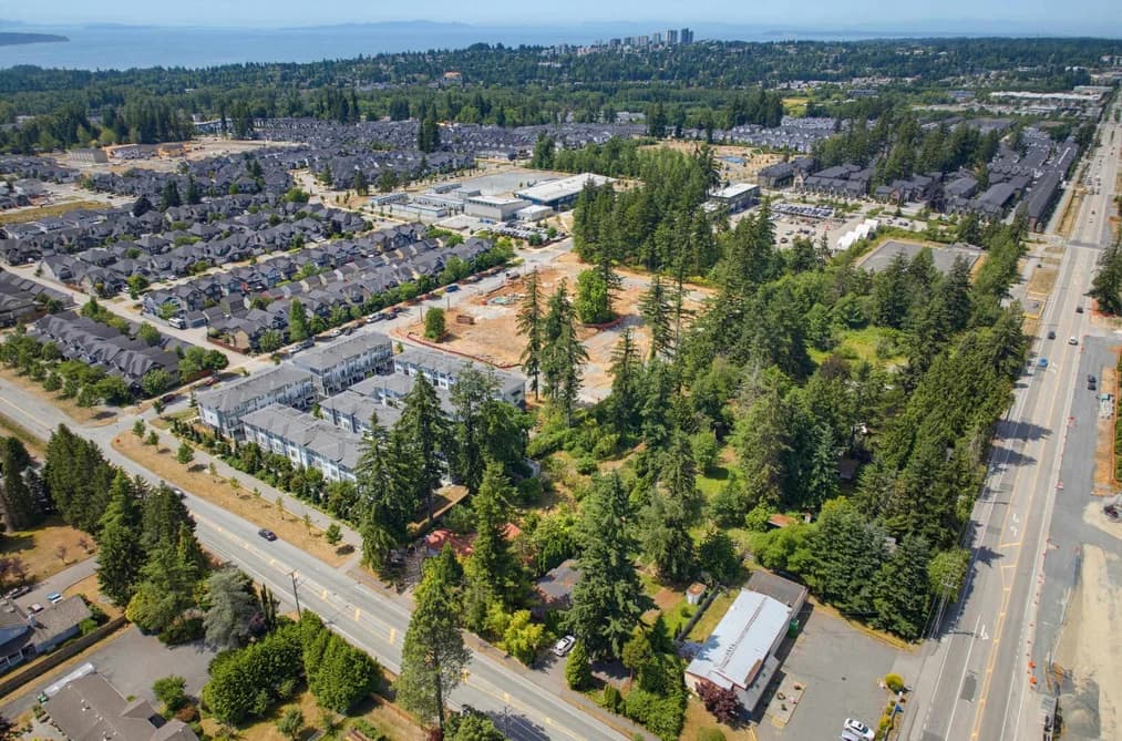 2339 168 STREET, Surrey, BC — Residential for Sale - Photo 2