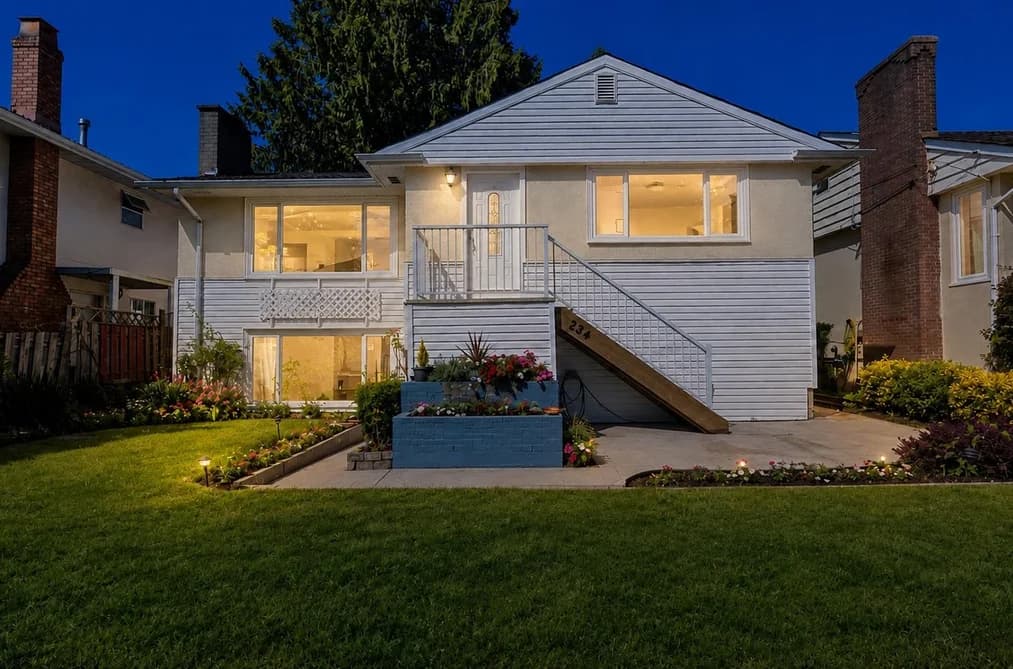 234 W 23RD STREET, North Vancouver, BC — Residential for Sale - Main Photo