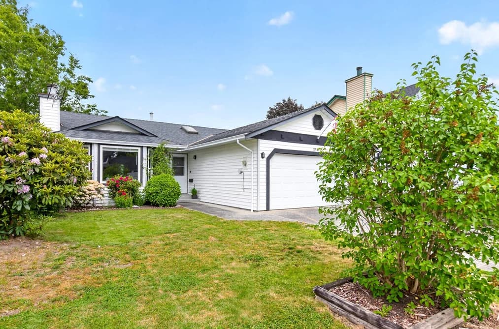 23425 WHIPPOORWILL AVENUE, Maple Ridge, BC — Residential for Sale - Photo 2
