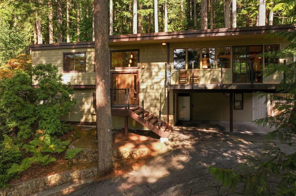 2344 HYANNIS DRIVE, North Vancouver, BC — Residential for Sale - Photo 2