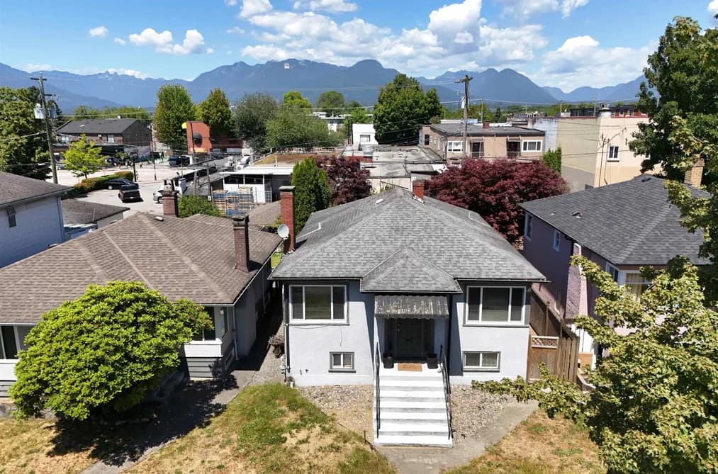 2349 E PENDER STREET, Vancouver, BC — Residential for Sale - Main Photo