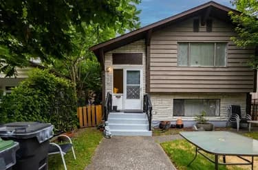 House for sale at 2351 Hawthorne Avenue Port Coquitlam British Columbia - MLS: R3141830