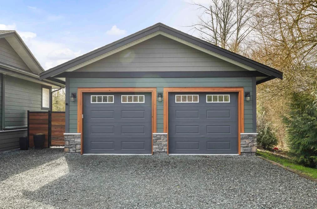 23544 20 AVENUE, Langley, BC — Residential for Sale - Photo 2