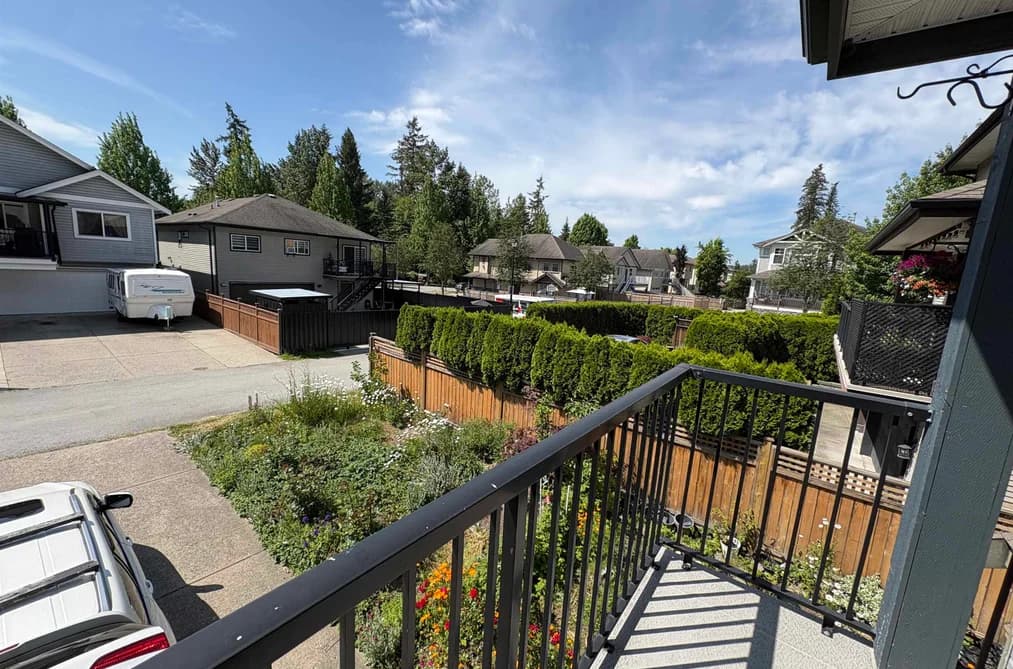 23622 111A AVENUE, Maple Ridge, BC — Residential for Sale - Photo 2