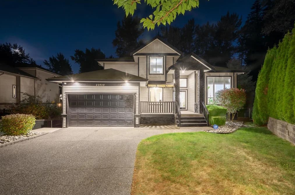 23710 110 AVENUE, Maple Ridge, BC — Residential for Sale - Main Photo