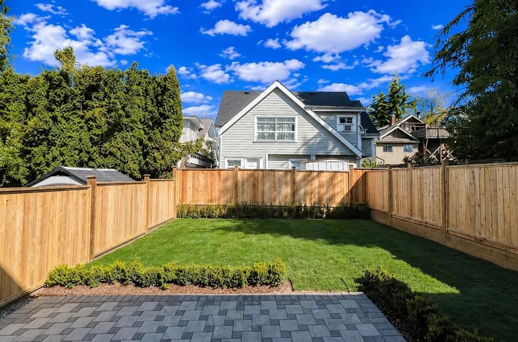 2373 W 7TH STREET, Vancouver, BC — Residential for Sale - Photo 2