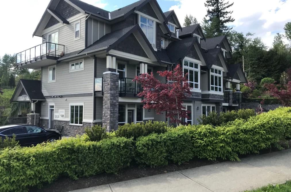 2379 CHARDONNAY LANE, Abbotsford, BC — Residential for Sale - Photo 2