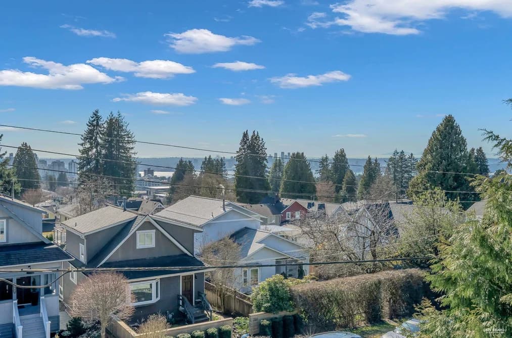 238 E 28TH STREET, North Vancouver, BC — Residential for Sale - Photo 2