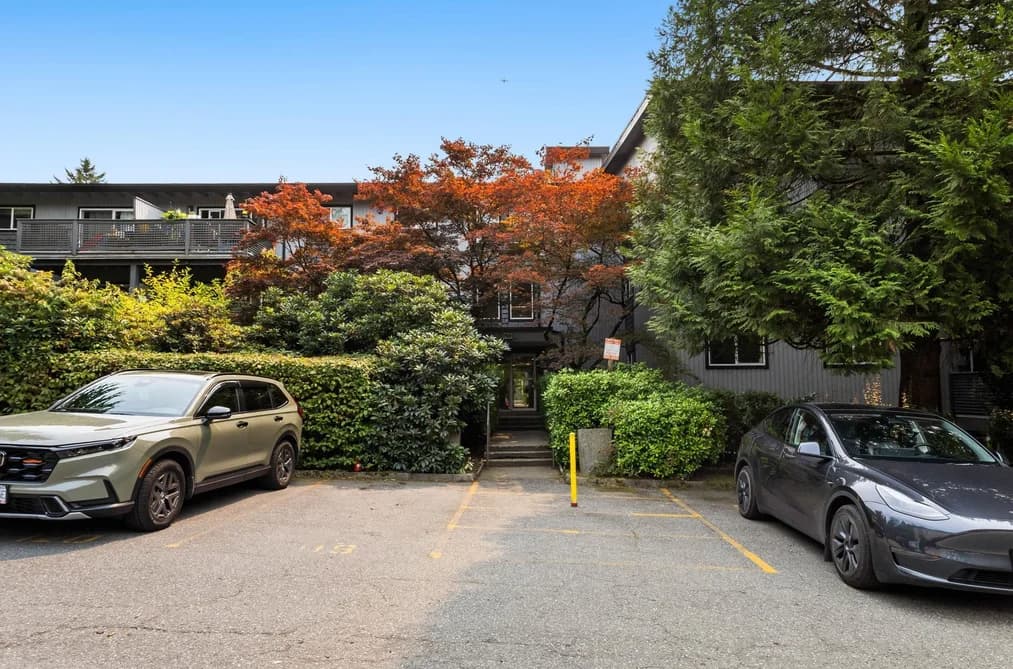 239 202 WESTHILL PLACE, Port Moody, BC — Residential for Sale - Photo 2