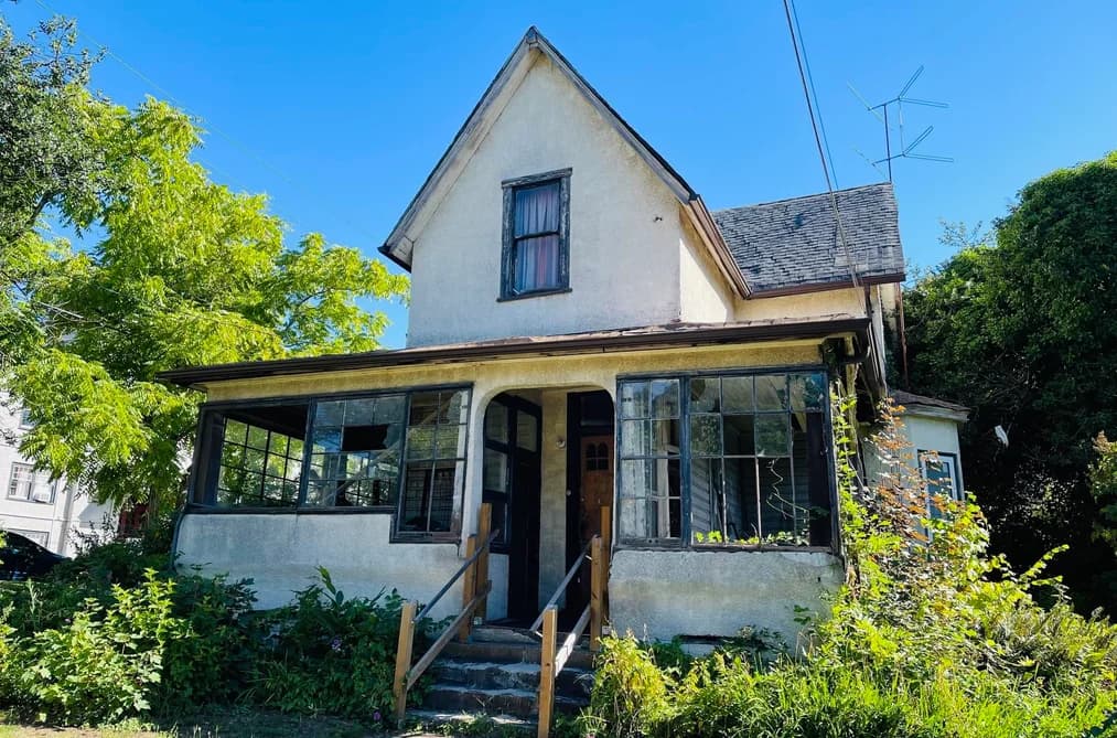 239 FOURTH STREET, New Westminster, BC — Residential for Sale - Main Photo