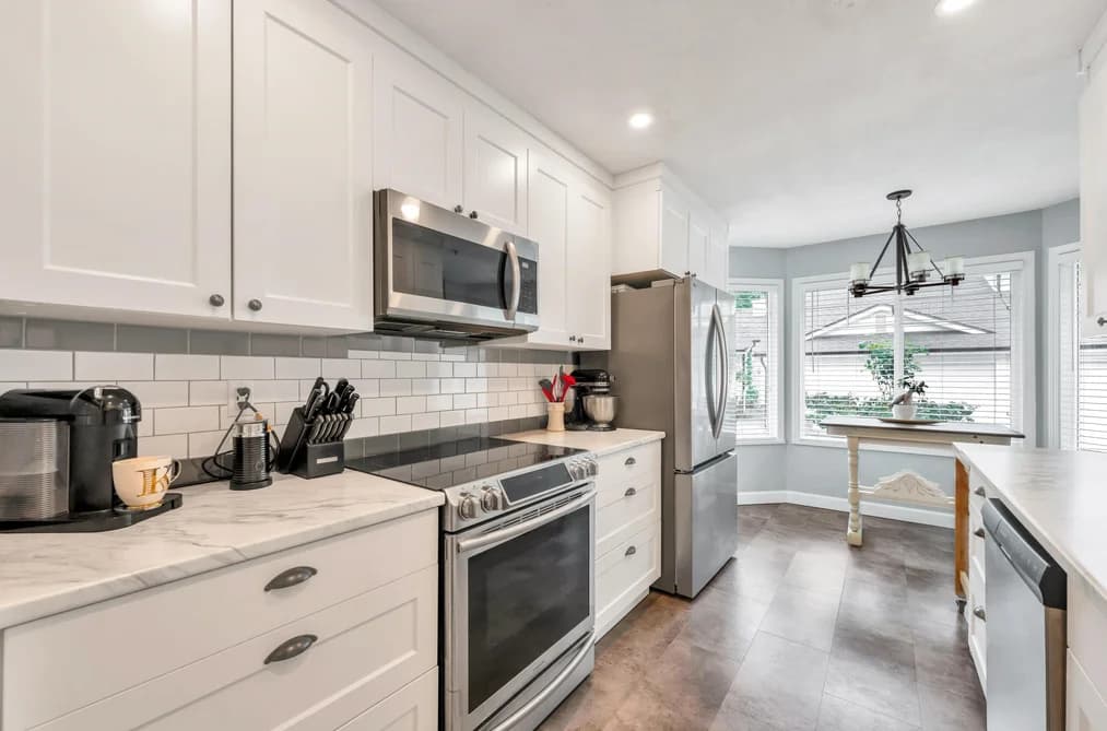 24 20761 TELEGRAPH TRAIL, Langley, BC — Residential for Sale - Photo 2