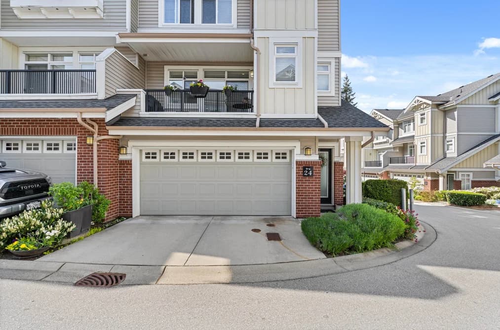 24 2925 KING GEORGE BOULEVARD, Surrey, BC — Residential for Sale - Photo 2