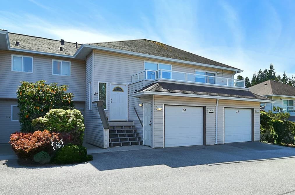 24 5610 TRAIL AVENUE, Sechelt, BC — Residential for Sale - Main Photo