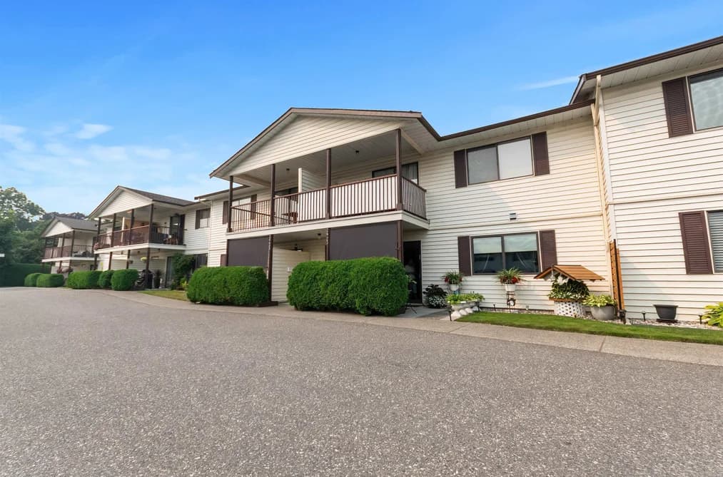 24 7455 HURON STREET, Chilliwack, BC — Residential for Sale - Photo 2